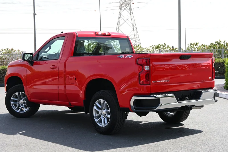 5.3L V8 LT مع ضمان لمدة 3 سنوات أو 100,000 كم من الوكيل63172649559938113