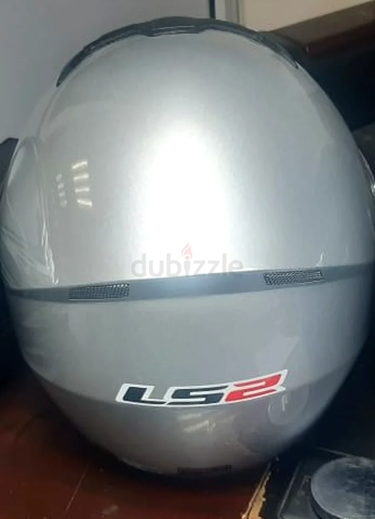 الأمان أولاً مع خوذة LS2 بلاست - مقاس L63170853031937113
