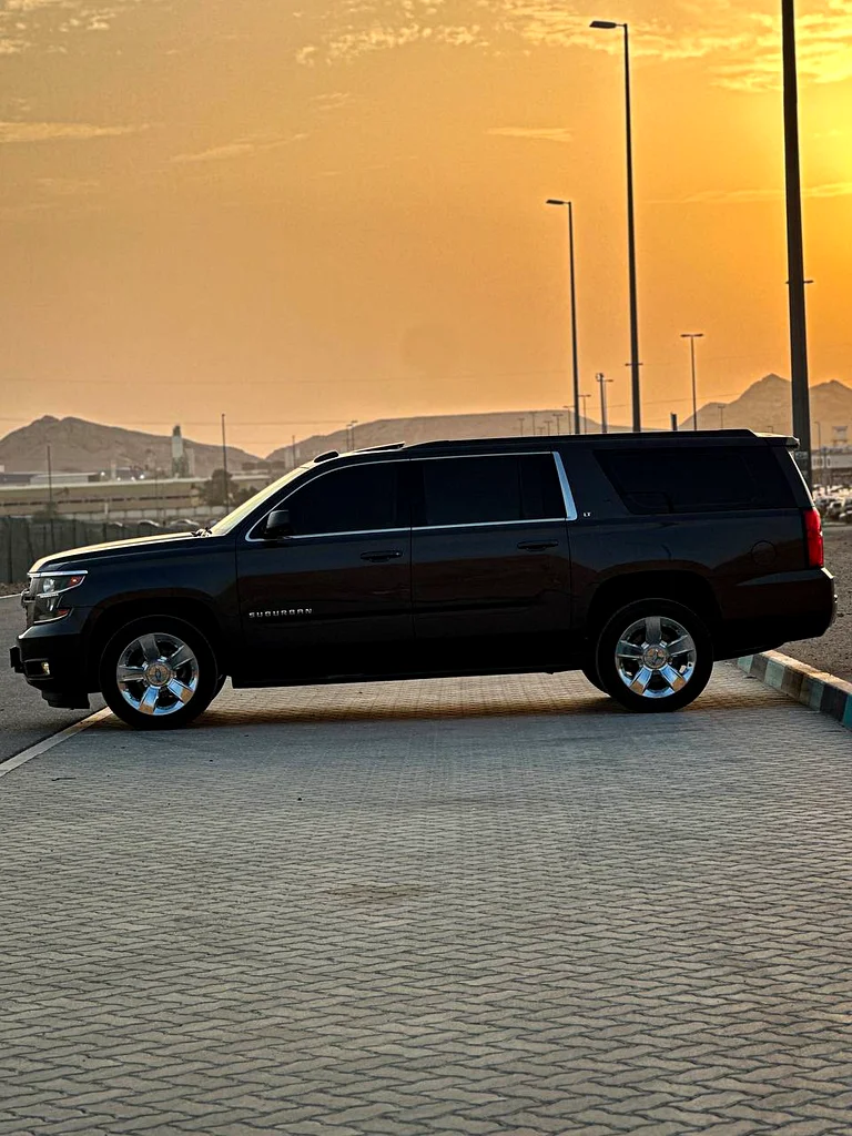 CHEVROLET SUBURBAN LT 2018 - GCC63153225756675113