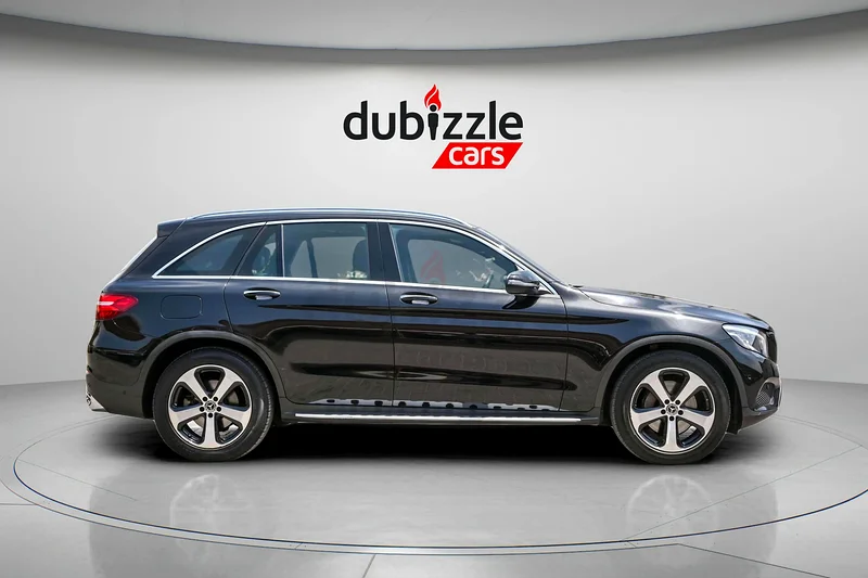 AED 911/month | 2018 Mercedes-Benz GLC  | GCC Specs | Ref#30471263164314477313113