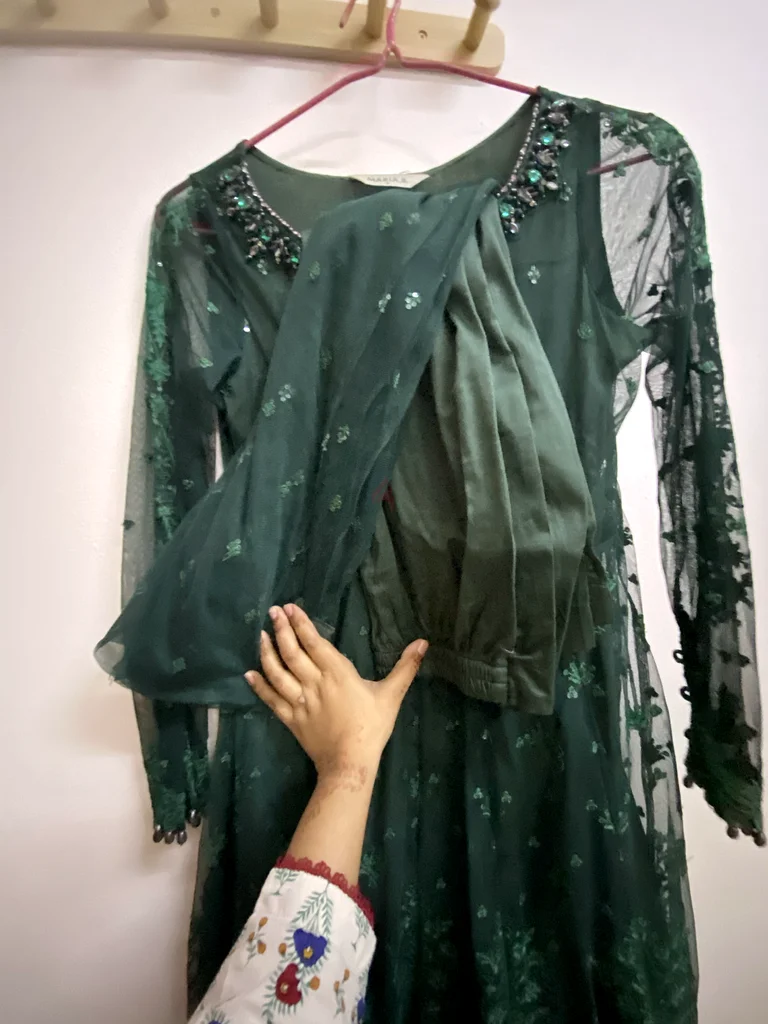 Maria B63239618647555112
