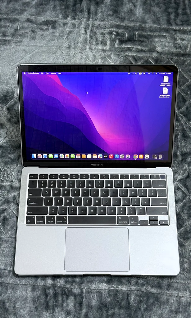MacBook Air M163254995342723111