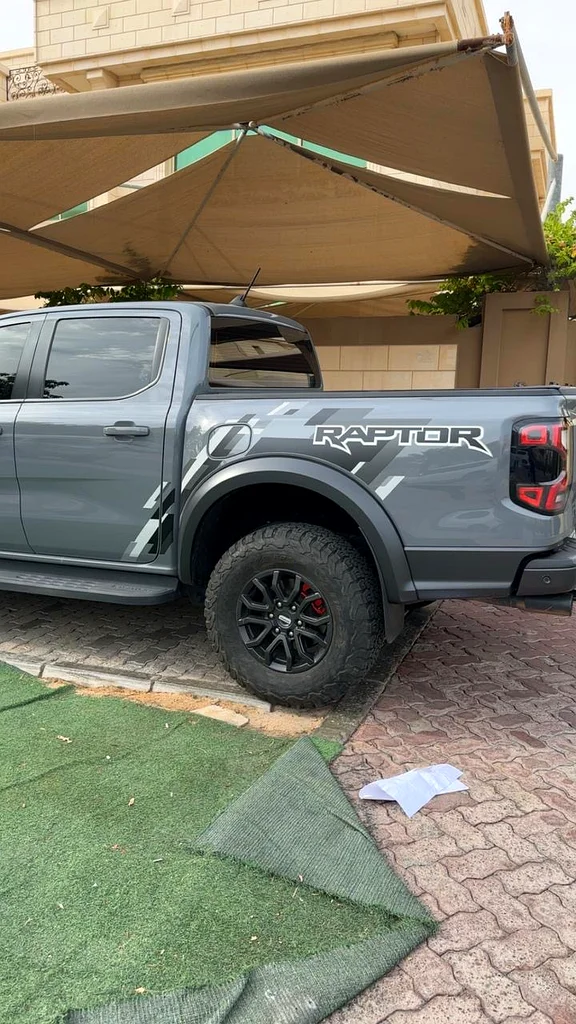 Ford Ranger Raptor 2023  
GCC first owner, indoor warranty and set63168498897666112