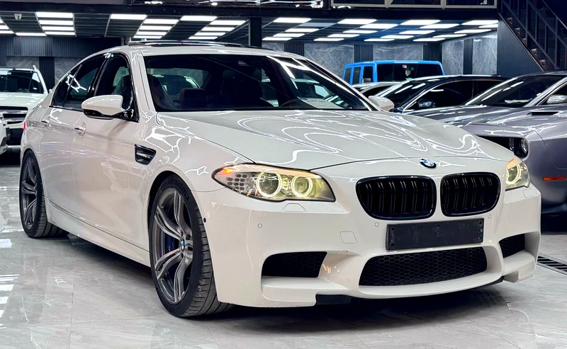 2013 GCC BMW M5 WARRANTY AVAILABLE MINT CONDITION WELL MAINTAINED63229645127938111