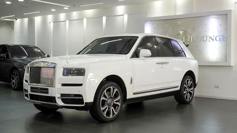 ROLL ROYCE CULLINAN 201963173844871939112