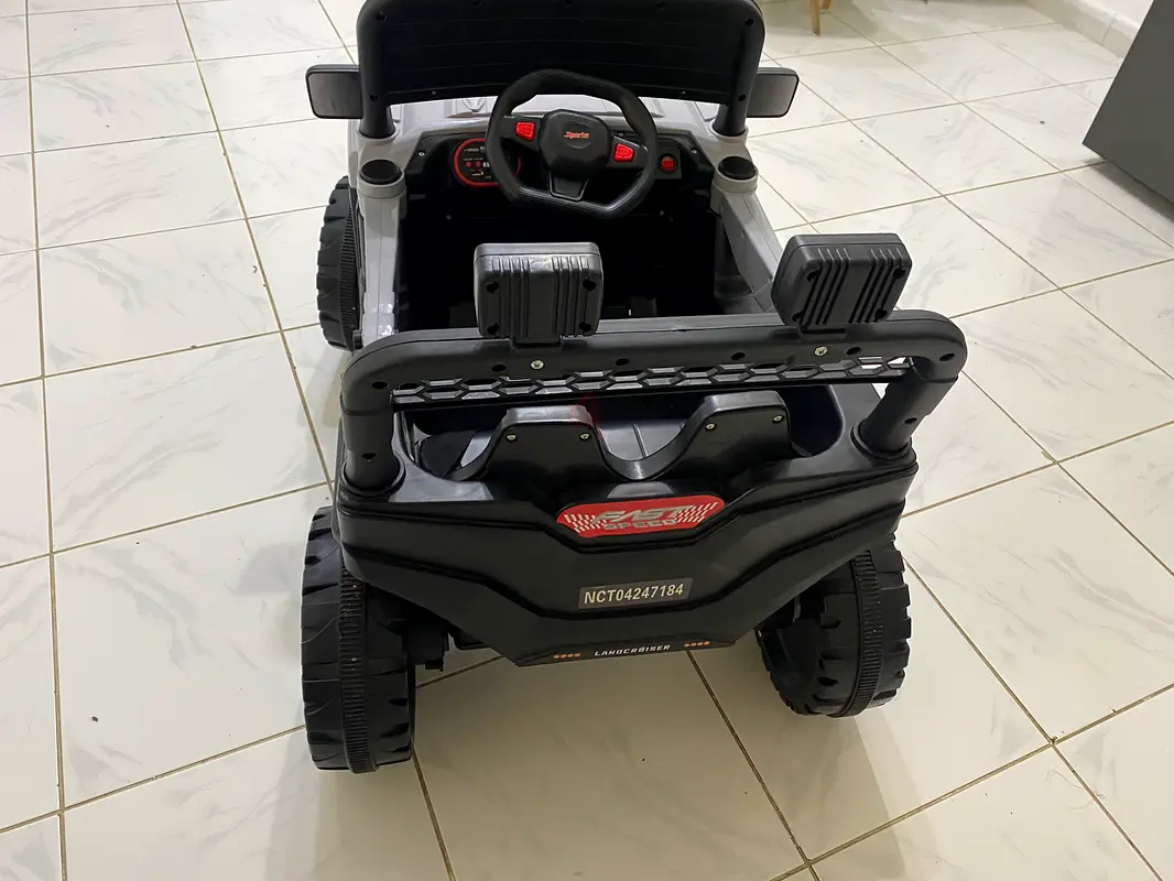 Toy63207403560323111