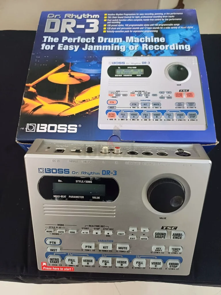 Boss DR-3 Dr. Rhythm drum machine63230188737667111