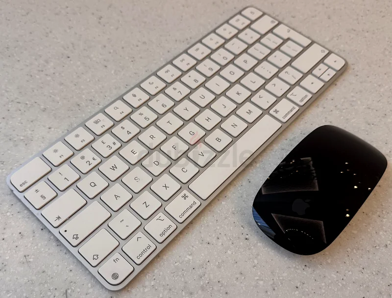 Apple Magic-3 Keyboard,English and Apple Magic 3 Mouse Limited Edition Black Color63253965906819113