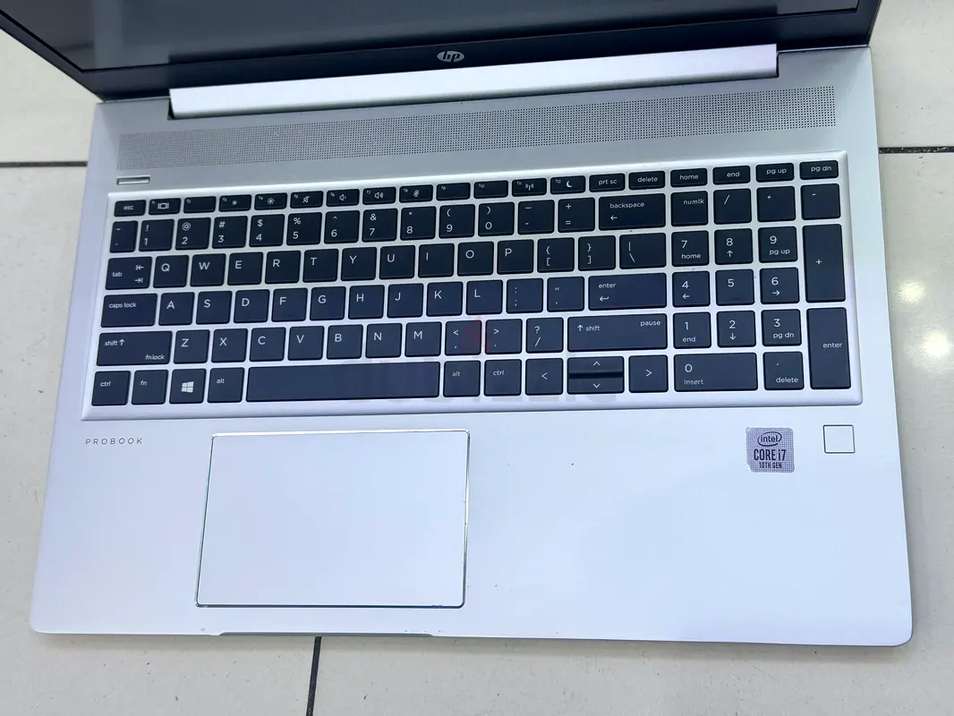 Lightweight HP Laptop - Perfect for Work and Play!63257122006787113