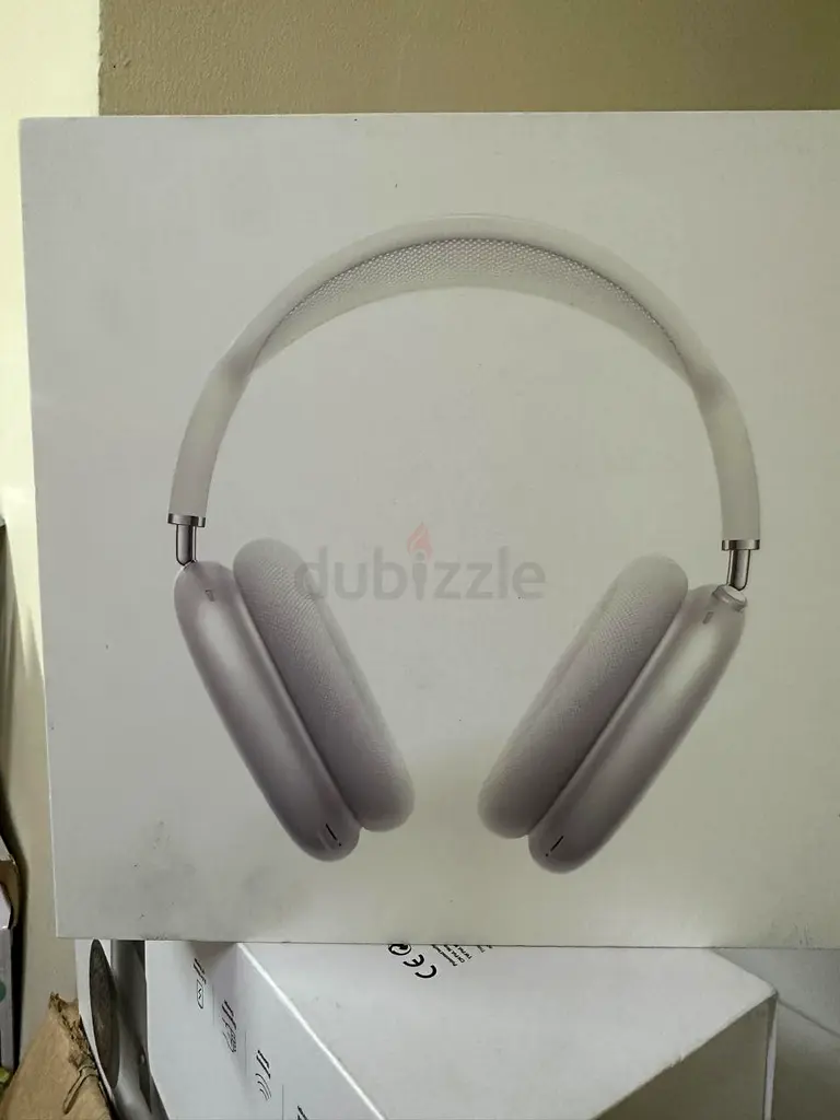 AIR PODS MAX SILVER COLOR