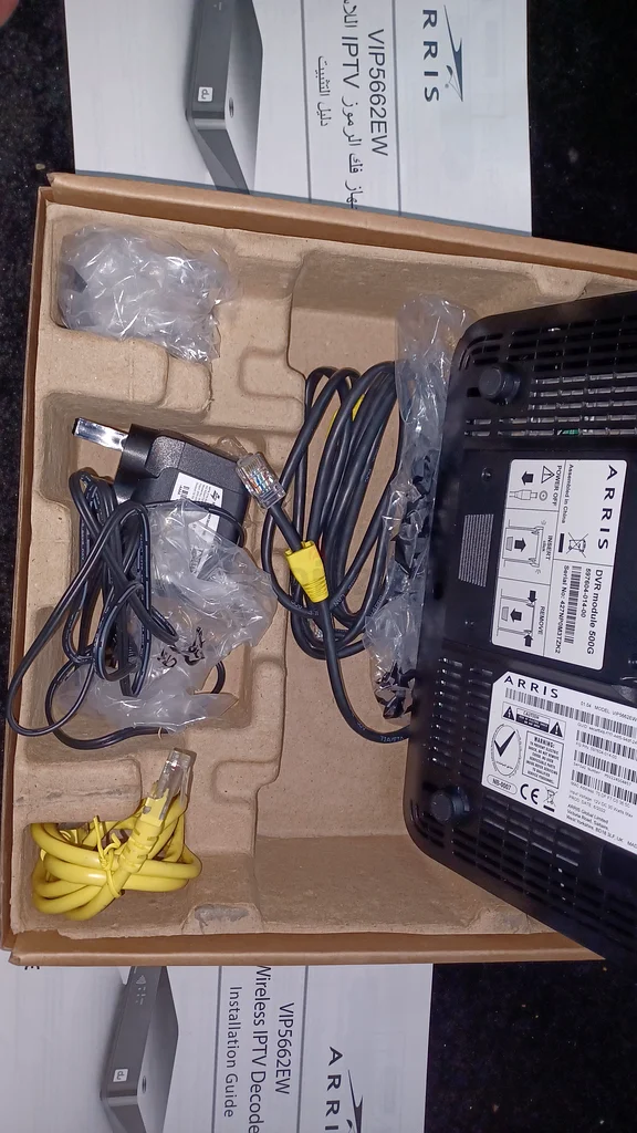 جهاز استقبال ARRIS VIP5662EW لاسلكي لخدمة التلفاز عبر الإنترنت - حالة رائعة!632618258909461126
