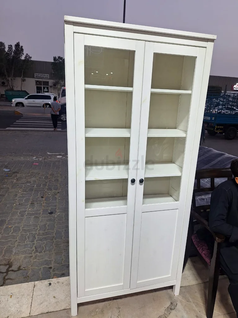 رف قراءة إيكيا632193451559691126