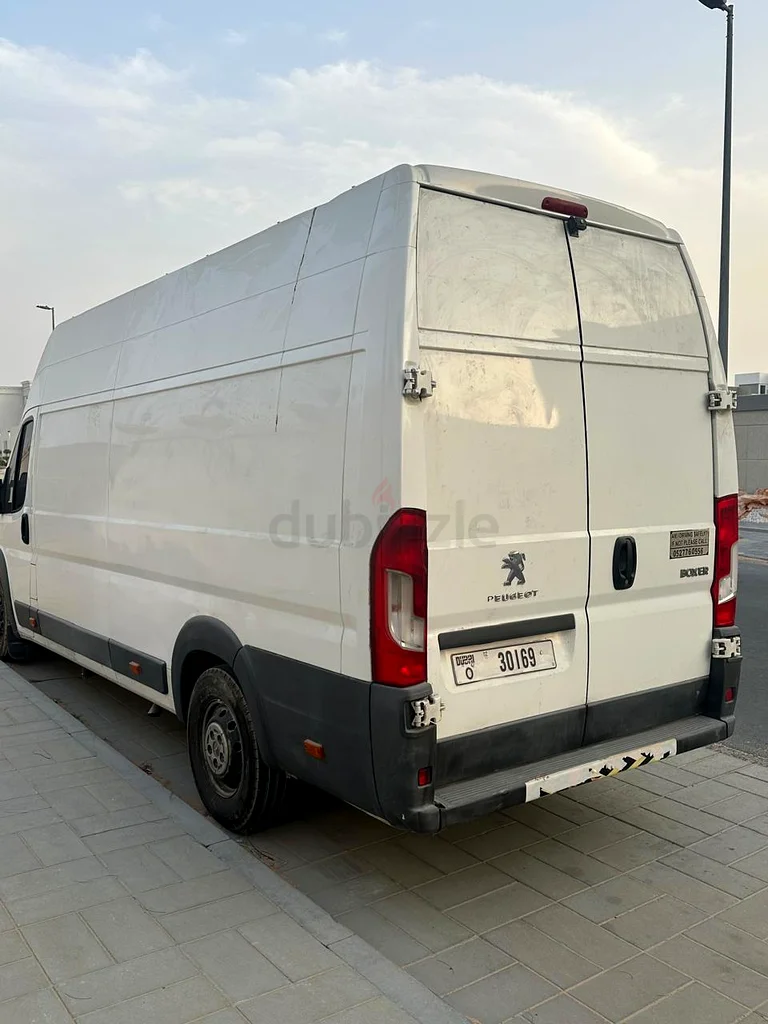 Dubai62935671672706113