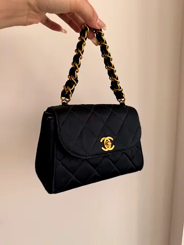 authentic Chanel Vintage Satin handbag CC Flap Double Chain elegant ideal for party event unique bag
