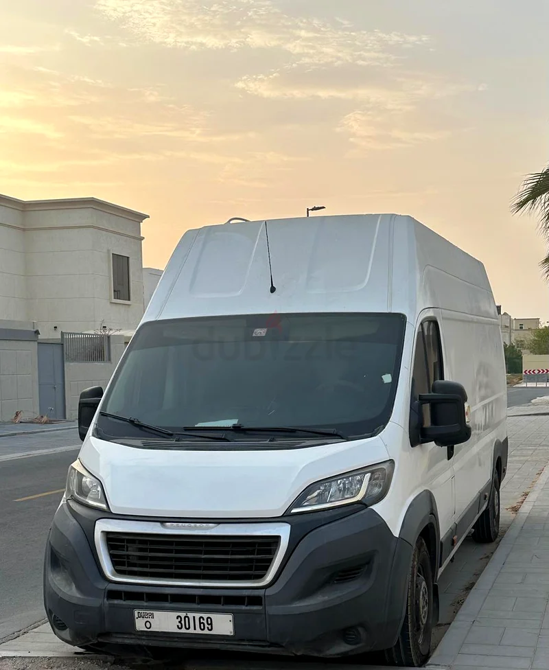 Dubai629356716727061110