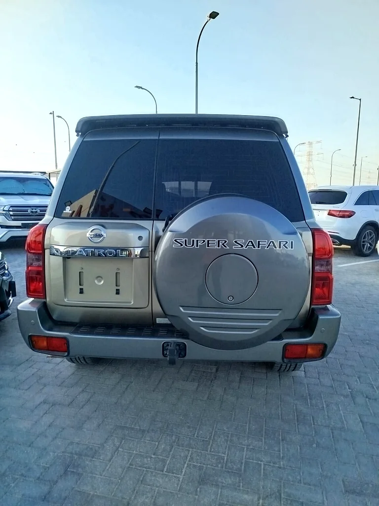 Nissan Super Safari63148163712131113