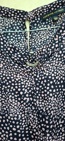 Chic Womens Blouse - Stylish  Comfortable