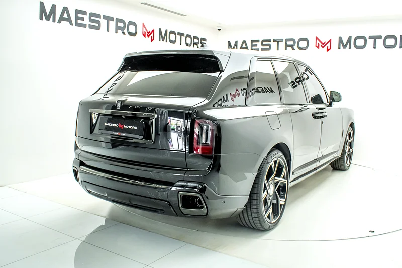 Rolls Royce Cullinan Black Badge 202563155091084034113