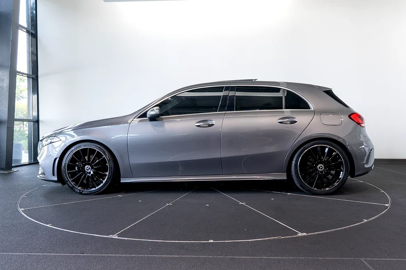 0% Downpayment | AED 1,702 P/M | Warranty and Service Package Available | Full-Service History62932673048450111