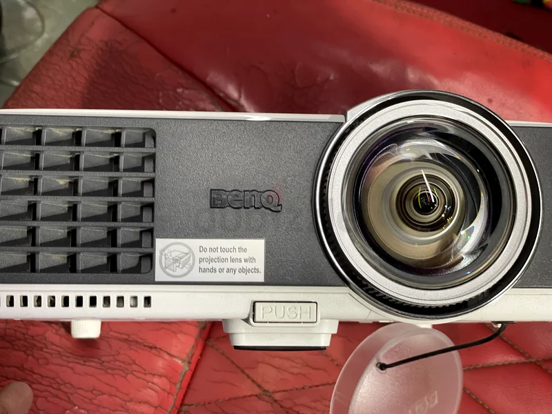 Projector 3d benq Mw824st with wireless nfc screen sharing device632623820071691118
