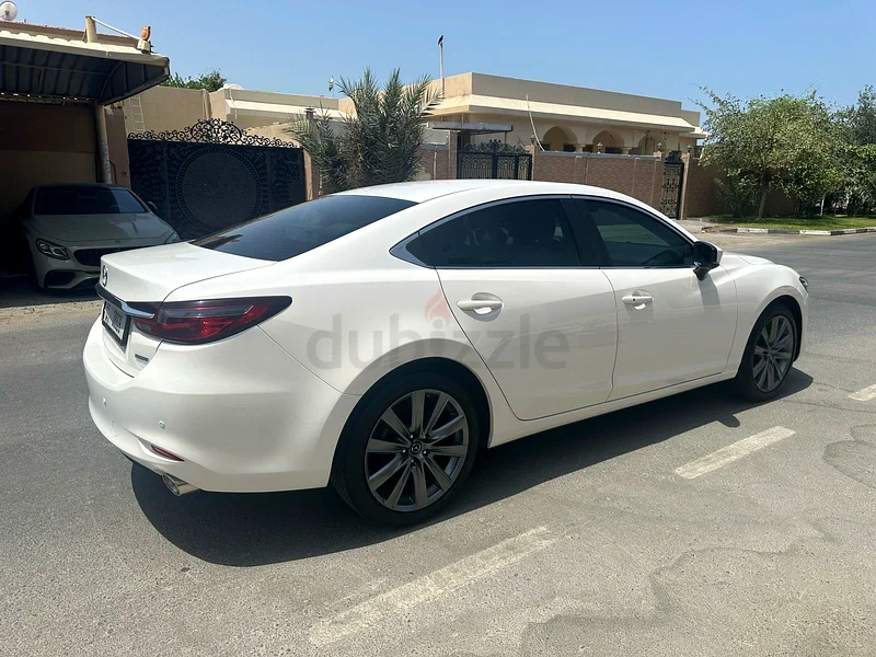 Mazda 6.    2.5L. 2021. V Sunroof ( full option and under warranty)63174777584003111