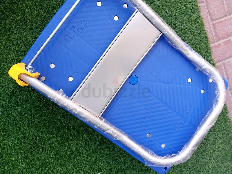 Plastic trolly 200kg63218802529794111
