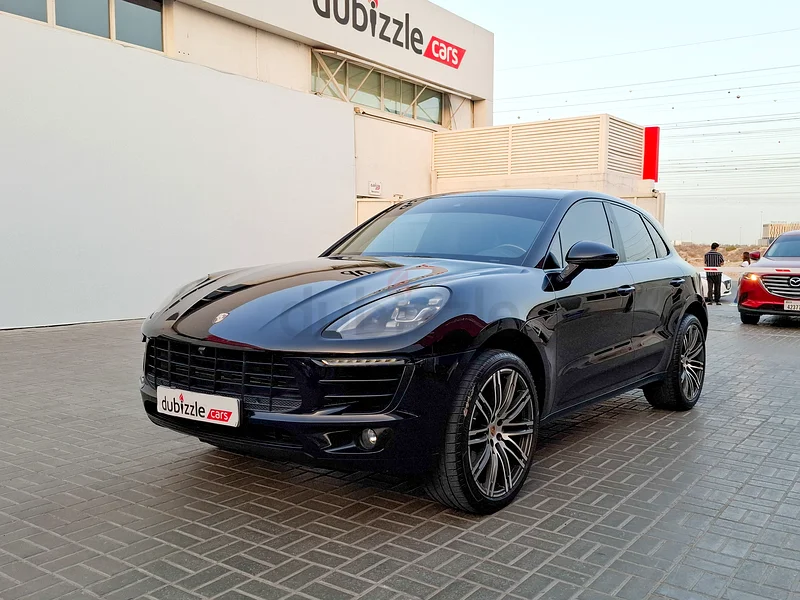 AED 2094/month | 2017 Porsche Macan Standard | GCC Specs | Ref#30036463169917283073112