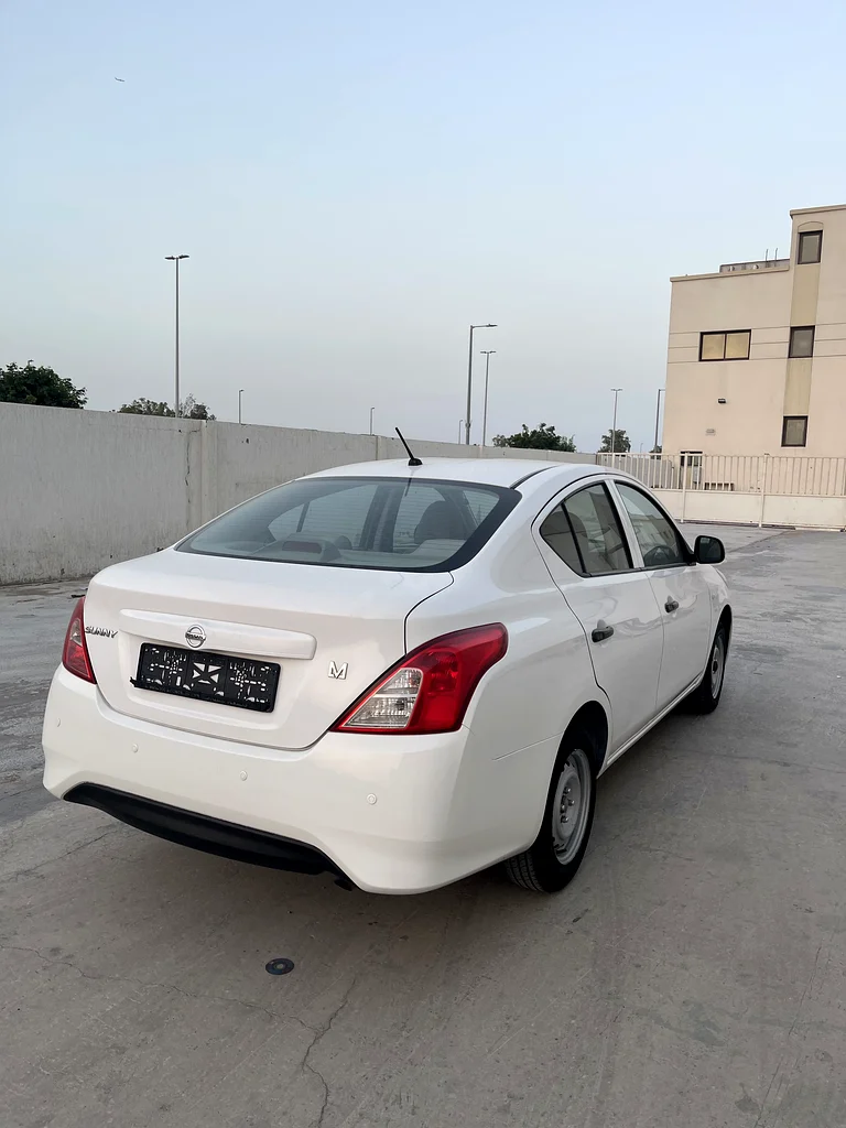 Nissan Sunny 202063148649694338114