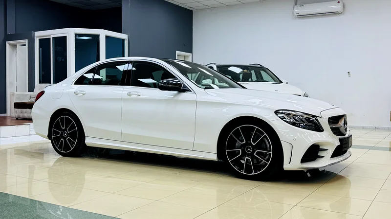2019 Mercedes-Benz C200 | AMG | Orignal Paint | Service History |63144413843331112