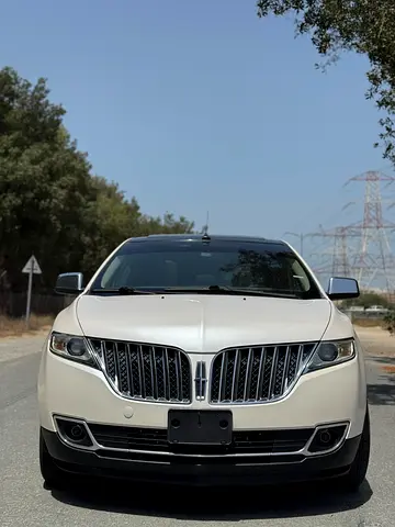 صورة 2 لـ 2015 Lincoln MKX