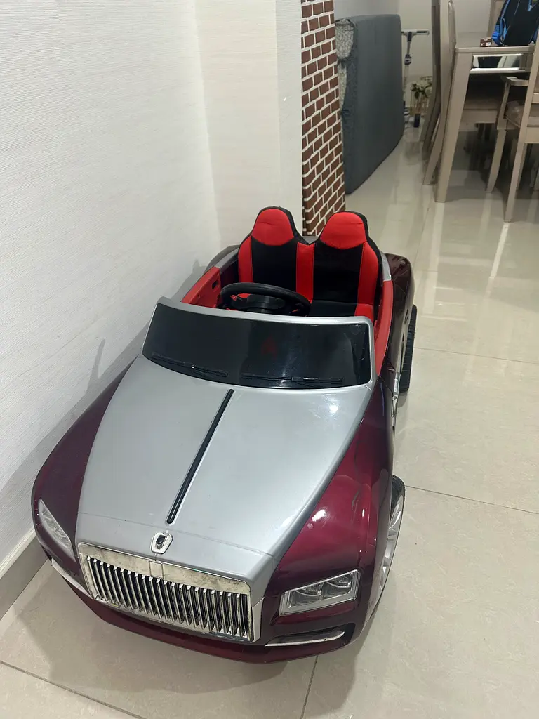 toy car