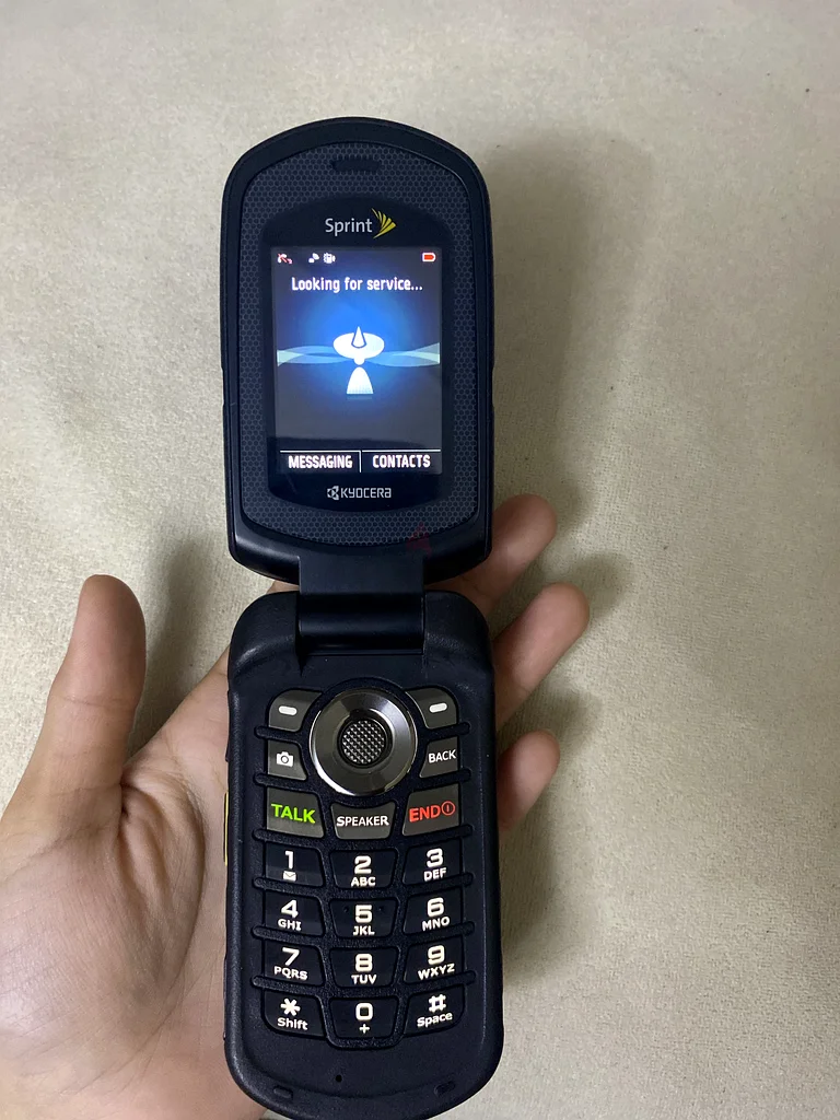 Classic Sprint Feature Phone - Durable  Reliable!63214898687105114