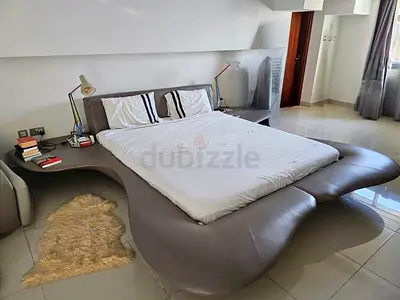 Flou Gray Leather Sculpture King Bed by Mario Bellini Roche Bobois Luxury
