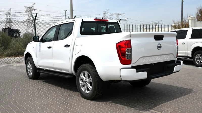 NISSAN NAVARA 2.5 PETROL SE 4X2 MT DCAB PLUS63399959251459113