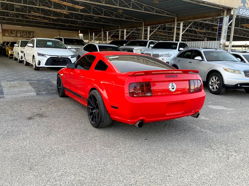 Ford mustang... Model 2009...gcc specifications63148645532803114