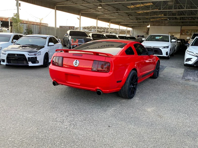 Ford mustang... Model 2009...gcc specifications63148645532803113