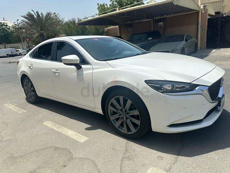 Mazda 6.    2.5L. 2021. V Sunroof ( full option and under warranty)63174777584003112