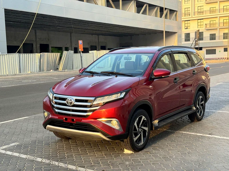No Accident + No paint + Original colour + Push start + Full Option + 7 seats + GCC631481687897631121