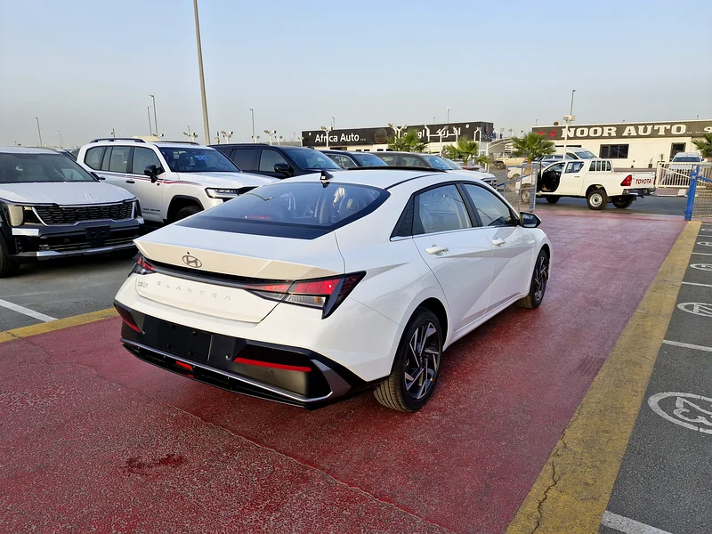 2025 HYUNDAI ELANTRA FULL BRAND NEW 0Km FOR LOCAL 10% ADDITIONAL63169915000322114