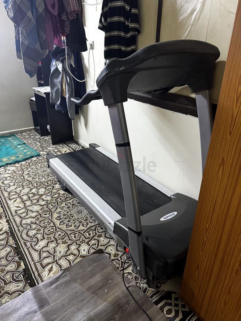 جهاز المشي FitNex T60 - بوابتك نحو اللياقة البدنية!63242171168899112