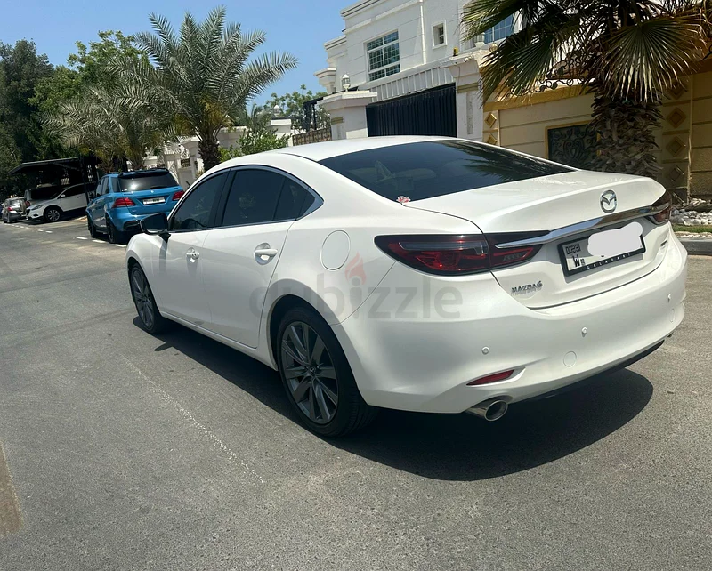 Mazda 6.    2.5L. 2021. V Sunroof ( full option and under warranty)63174777584003114