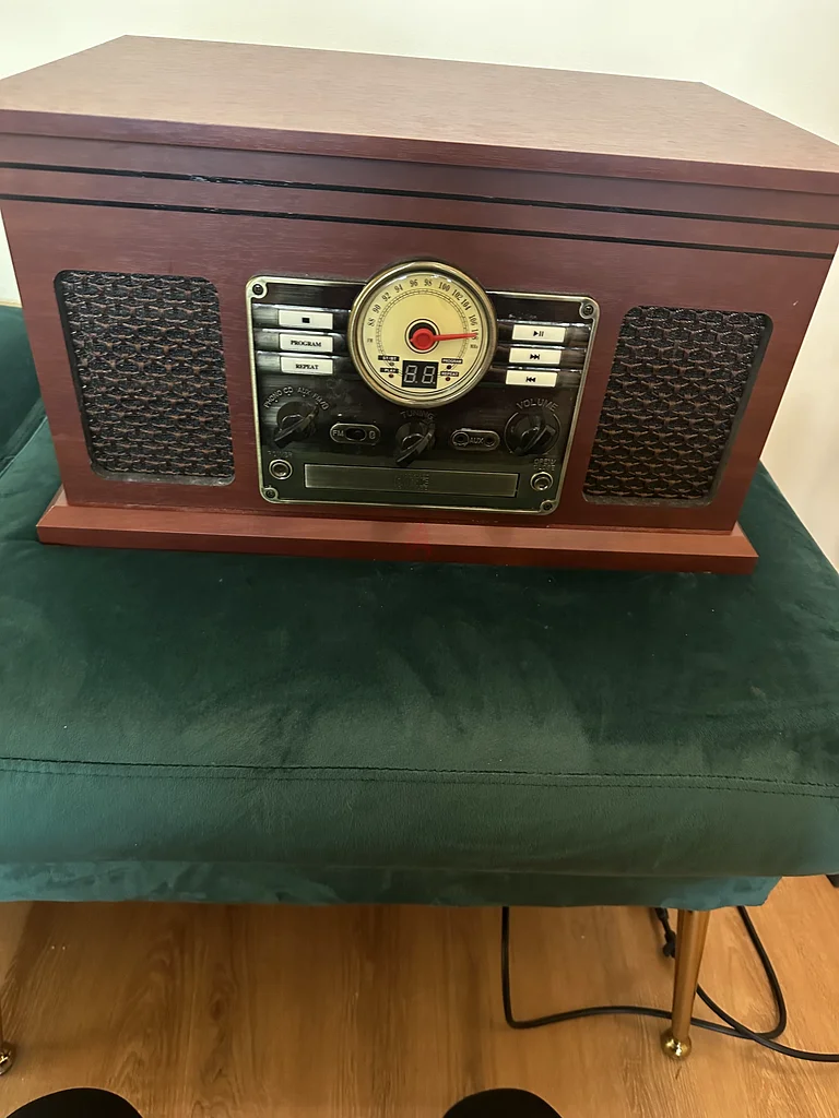 Bluetooth Turntable Entertainment Center63261272591746111