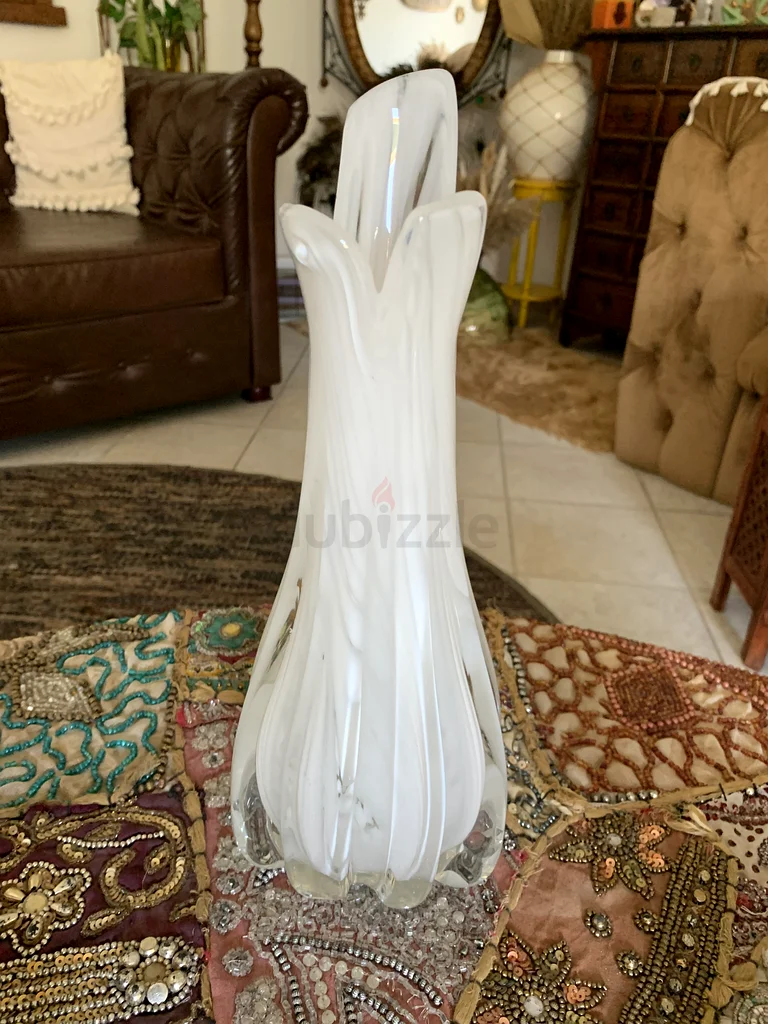 زهرية مورانو. أبيض. 30 سم62933695816195111