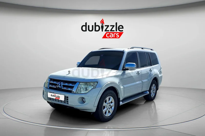 AED 1775/month | 2014 Mitsubishi Pajero  | GCC Specs | Ref#31264263152749595521111