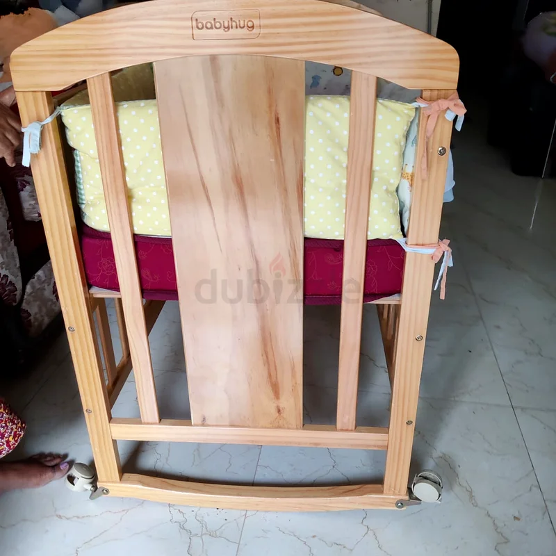 Baby crib for sale63204260839170112