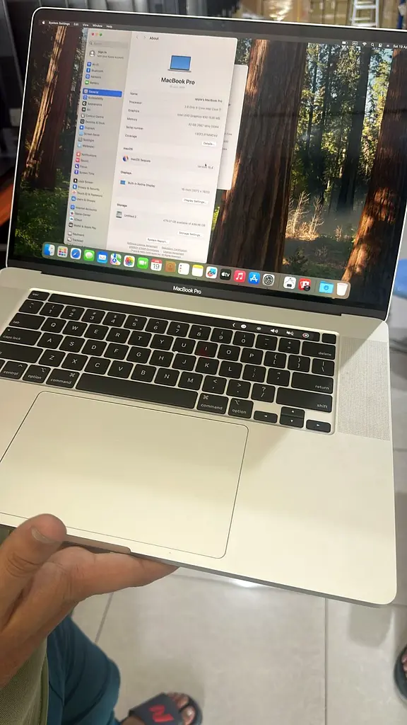 Laptop Mac Book Pro 201963256604179969110
