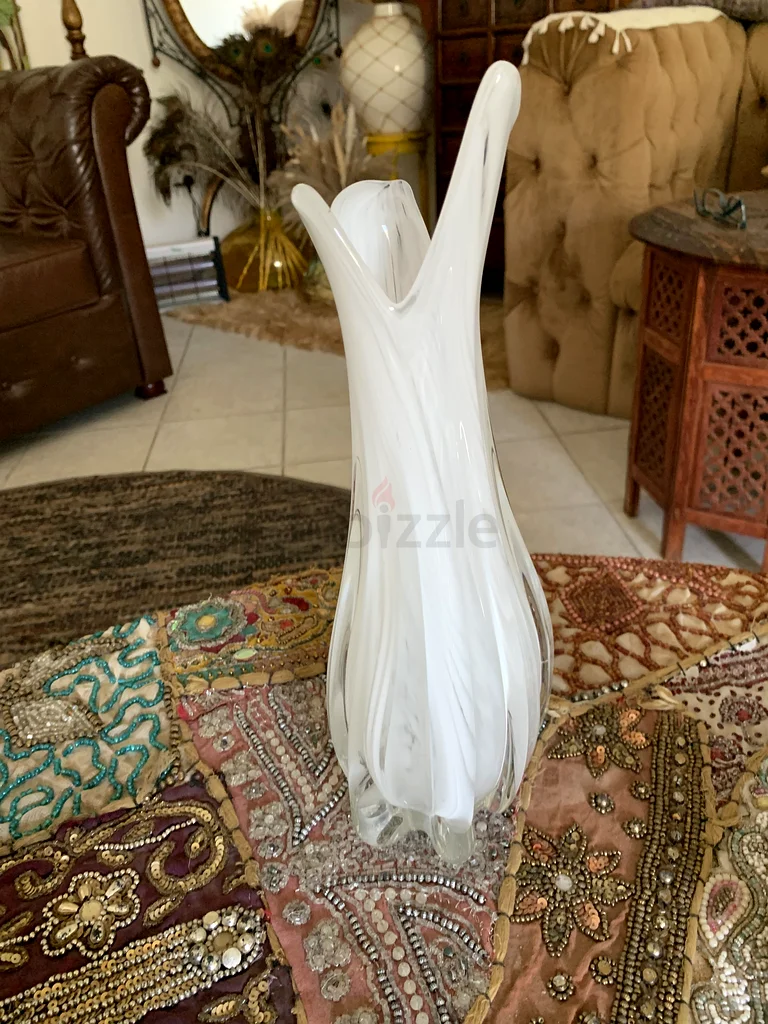 زهرية مورانو. أبيض. 30 سم62933695816195112