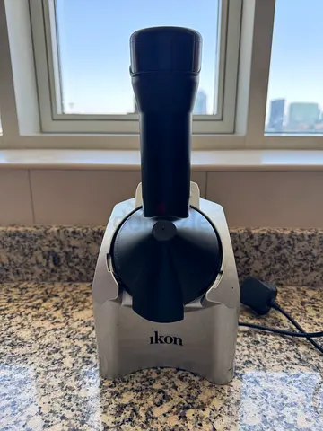 IKON ICE CREAM MAKER