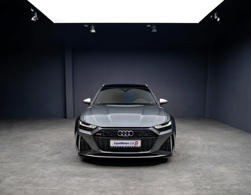 SUMMER PRIVÉ OFFER • 7,275x60 • 0% DP • 2021 Audi RS6 Avant • Audi Warranty + Service • GCC •63225700067329114
