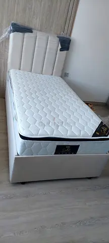 New luxury fabric comfortable single bed with spring pillow top mattress sell